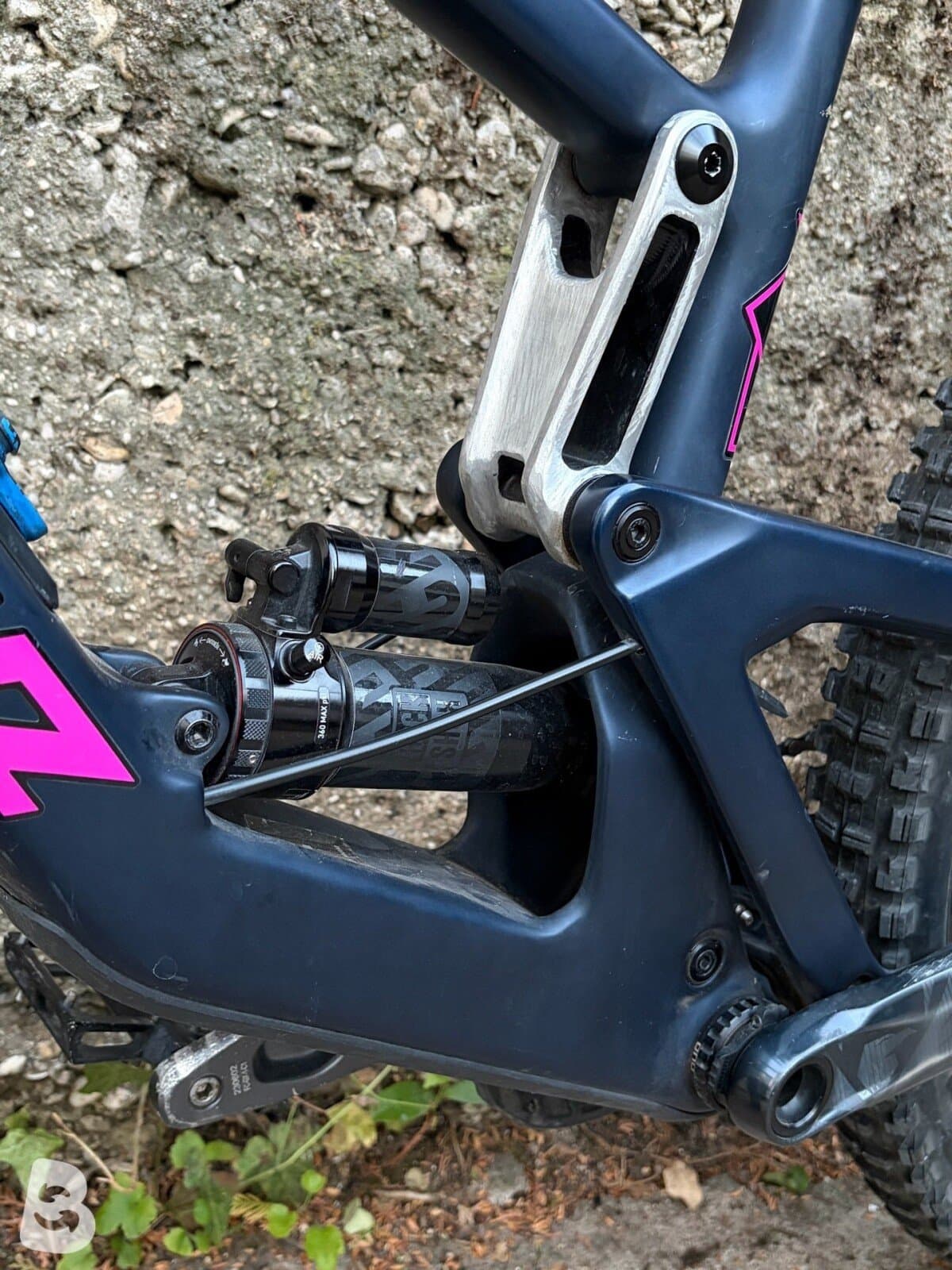 Santa Cruz Nomad S 2024