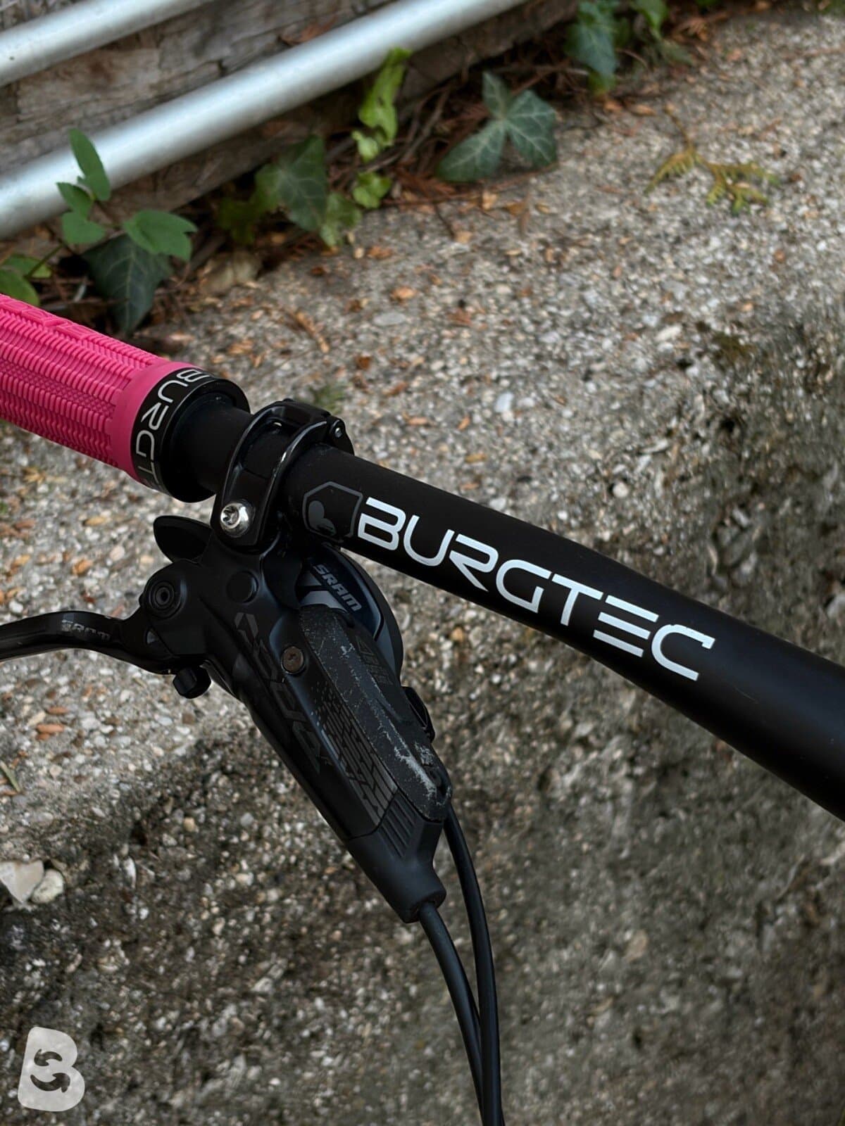 Santa Cruz Nomad S 2024