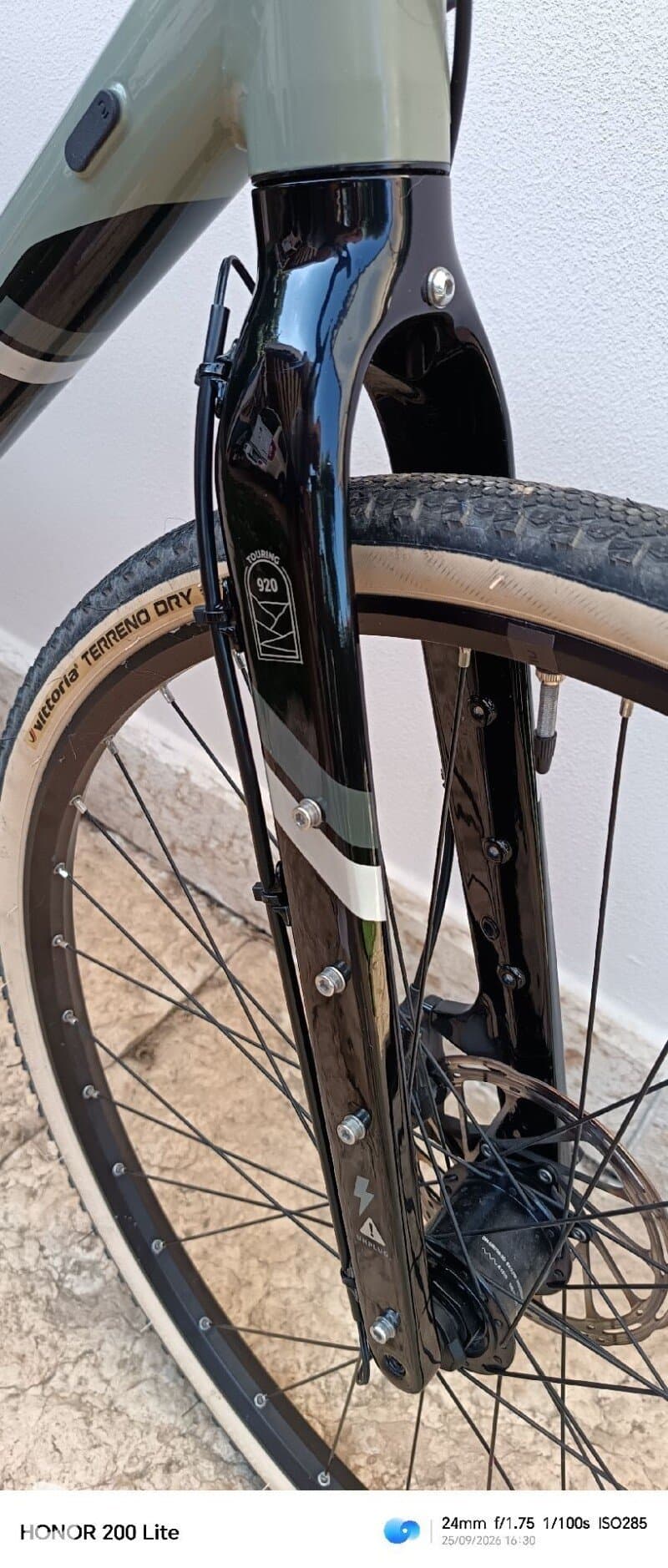 Riverside Touring Bike Touring 920 with Vittoria Terreno Tyres 2023