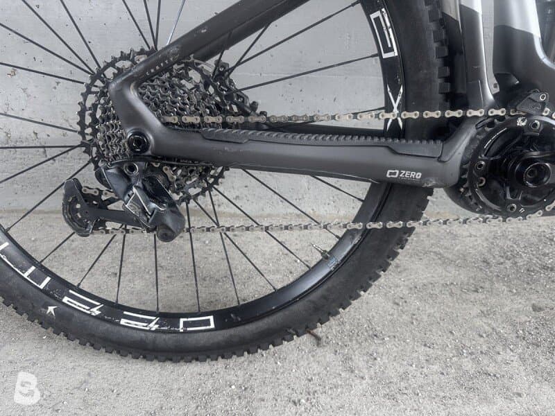 Mondraker CRAFTY CARBON R 2022