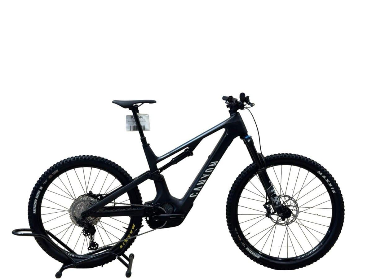 Canyon Spectral:ON CF 8 Carbon Shimano XT 2022