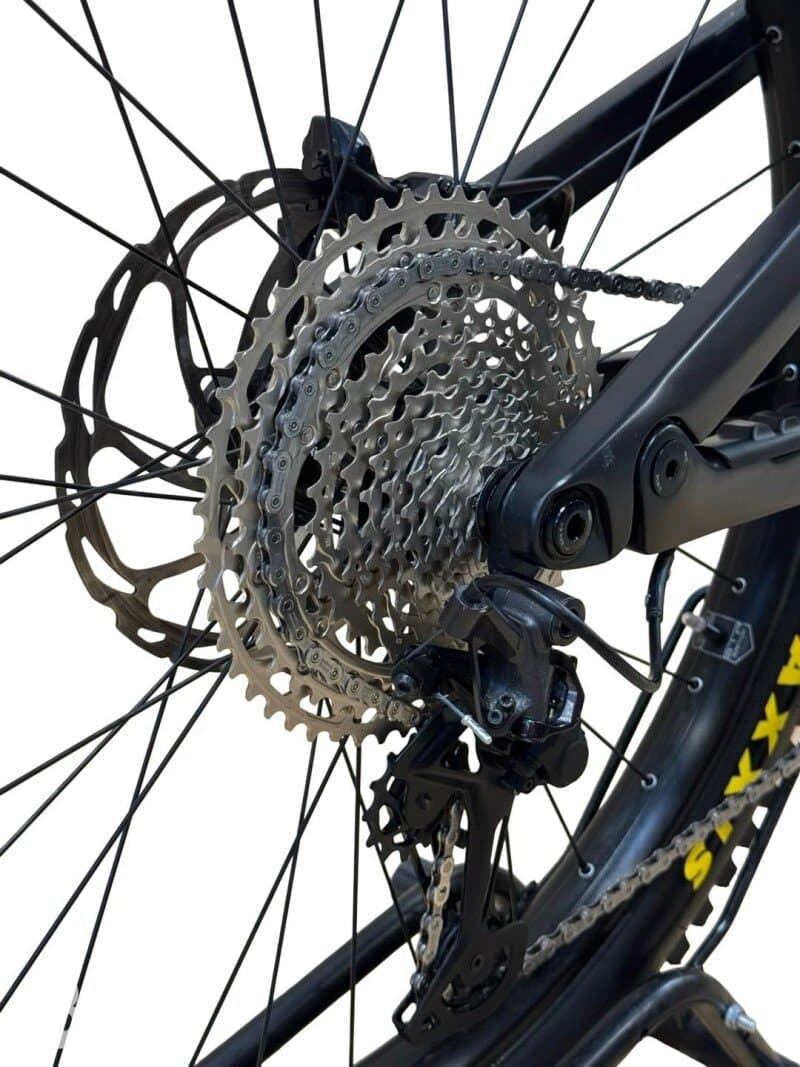 Canyon Spectral:ON CF 8 Carbon Shimano XT 2022