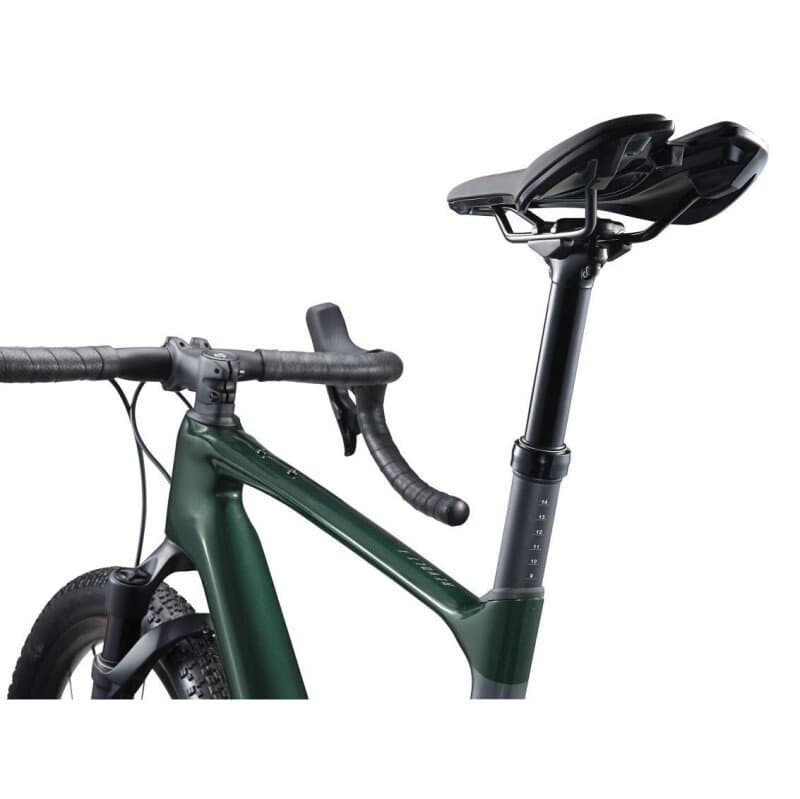 Giant Revolt X, Advanced Pro 0 2024