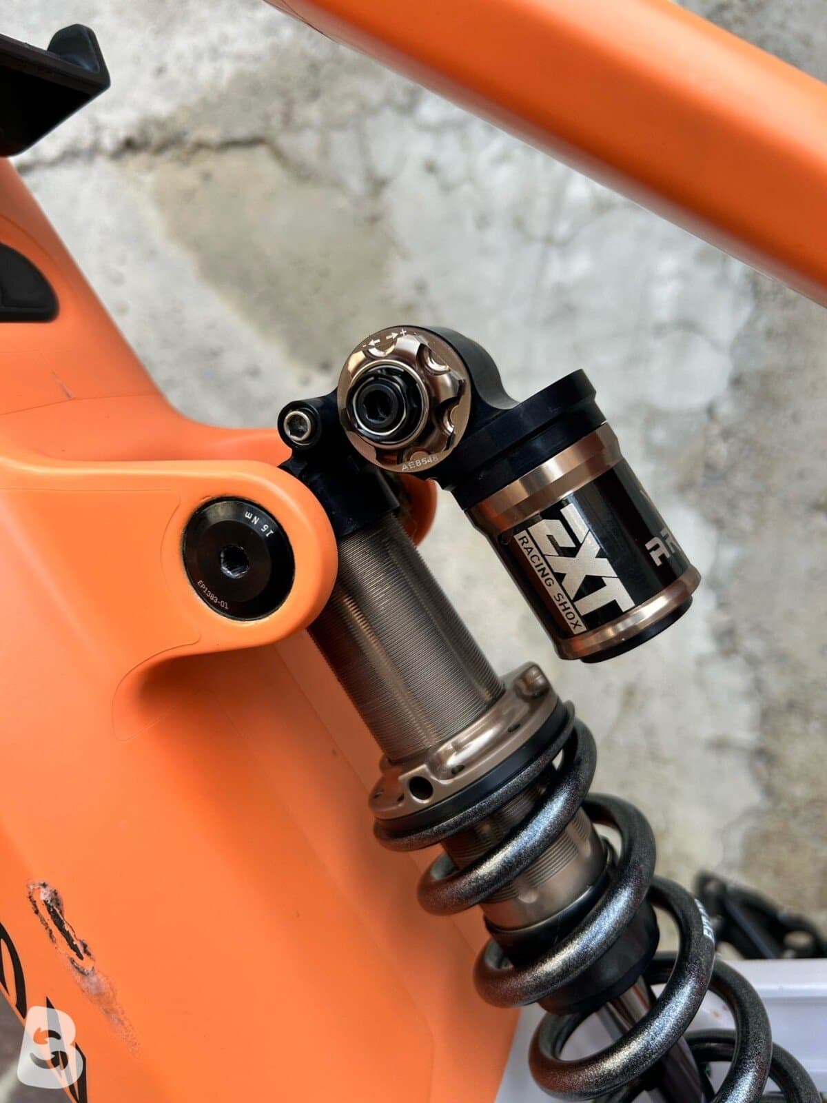 Canyon Torque:ON CF 8 2023