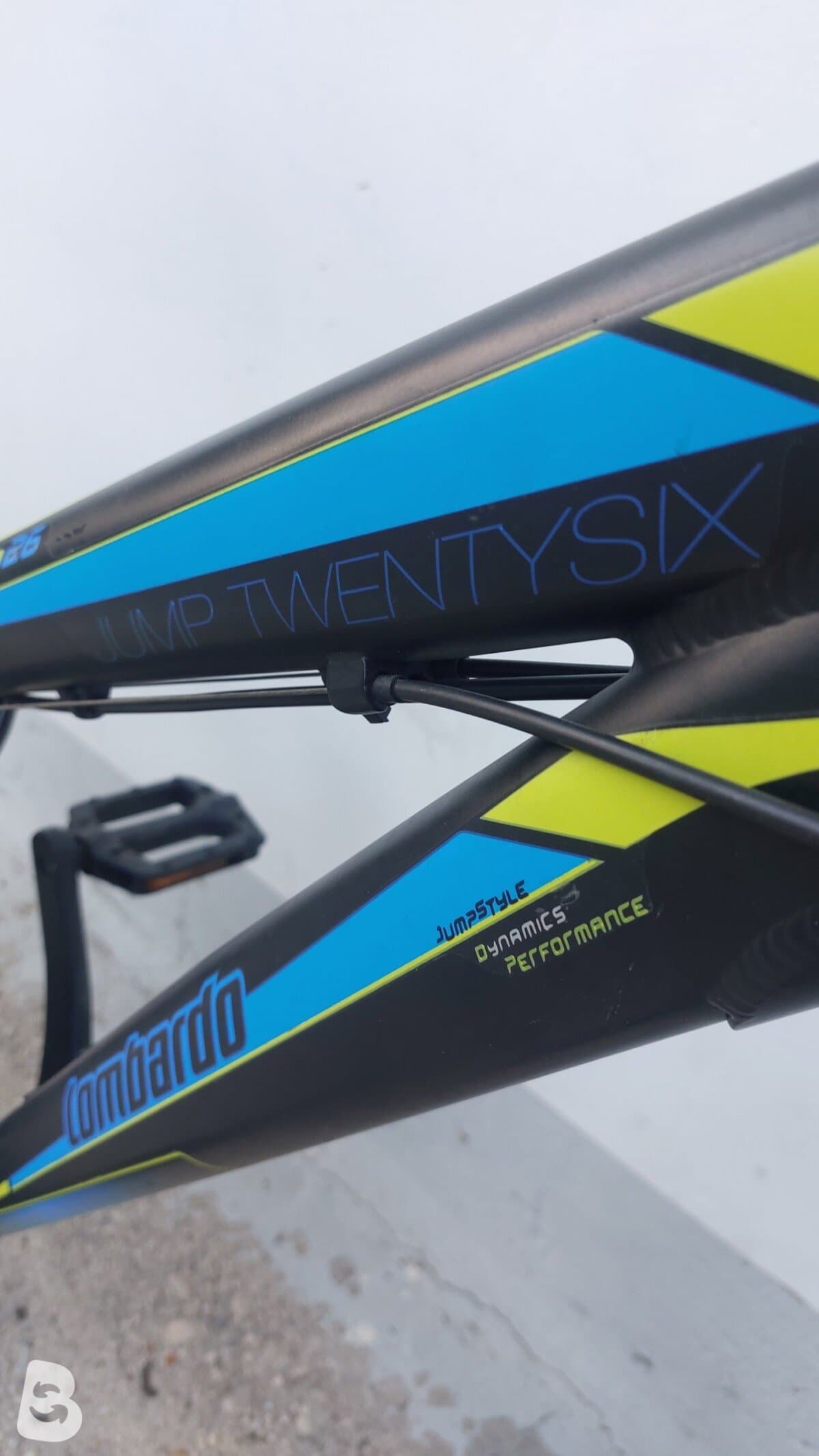 Lombardo Mozia 40CM Hard Tail Front Suspension Alloy Mountain Bike 2022