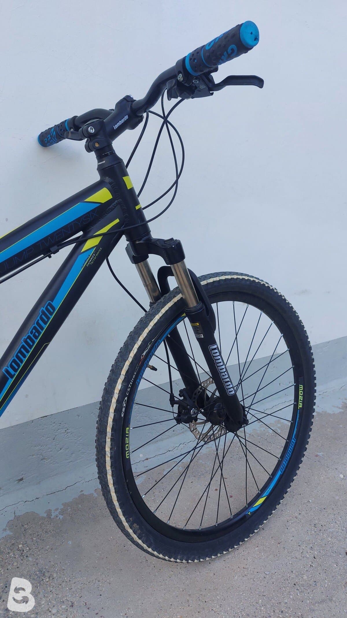 Lombardo Mozia 40CM Hard Tail Front Suspension Alloy Mountain Bike 2022