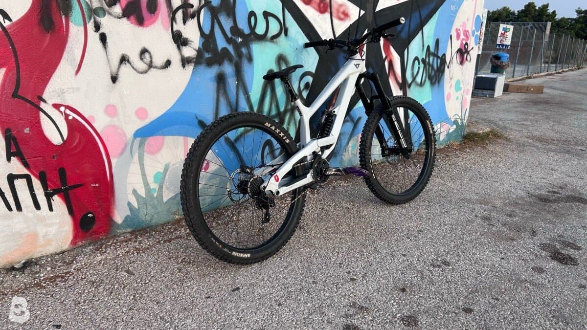 YT Industries Tues Core 1 2024