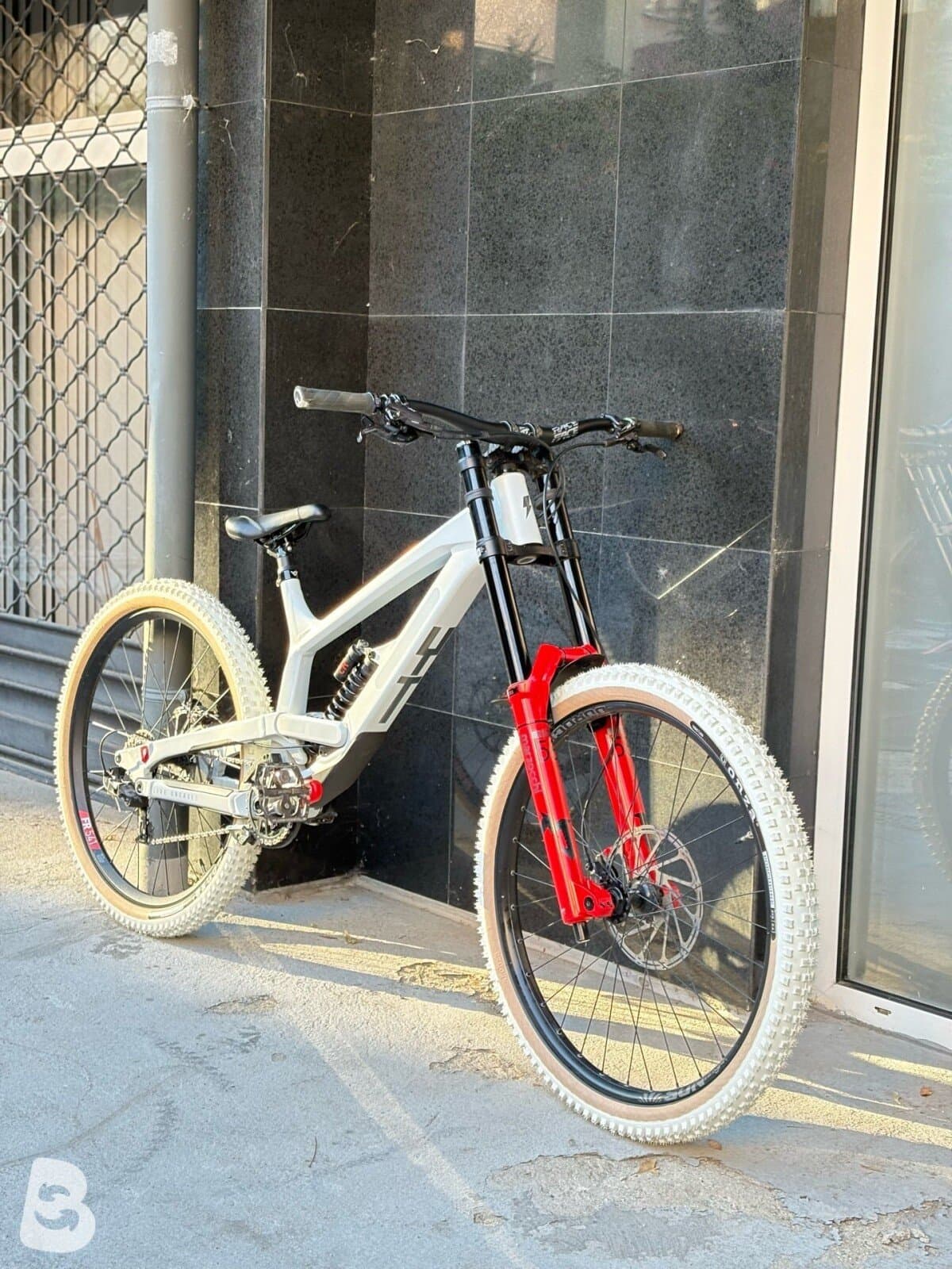 YT Industries Tues Core 1 2024