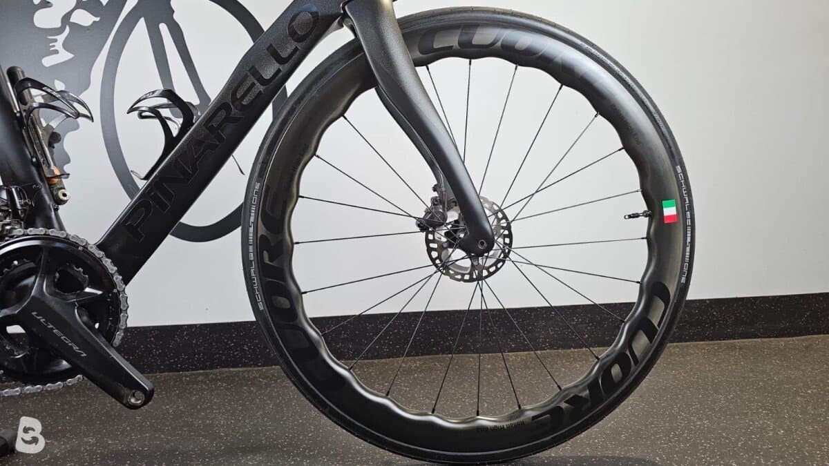 Pinarello F9 Razor Black Disc 2024