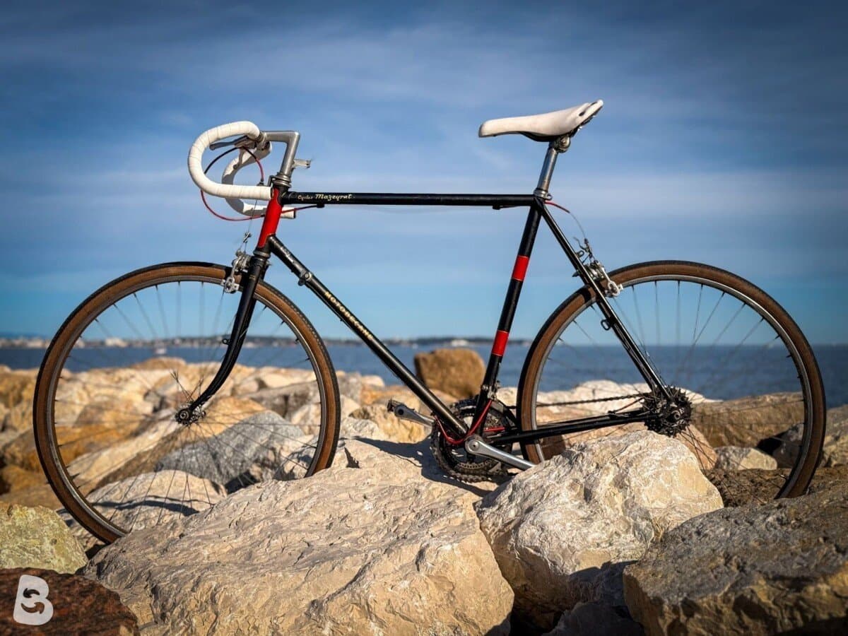 Motobecane Vélo route vintage / Vintage Road Bike – Taille L – Huret – Cadre acier 1980