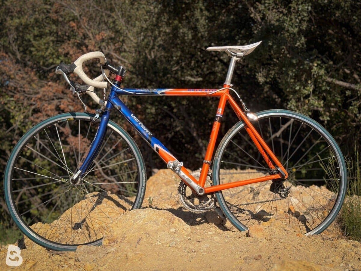 Peugeot Vélo route vintage / Vintage Road Bike – Taille L – Shimano EXAGE – Cadre aluminium 2000