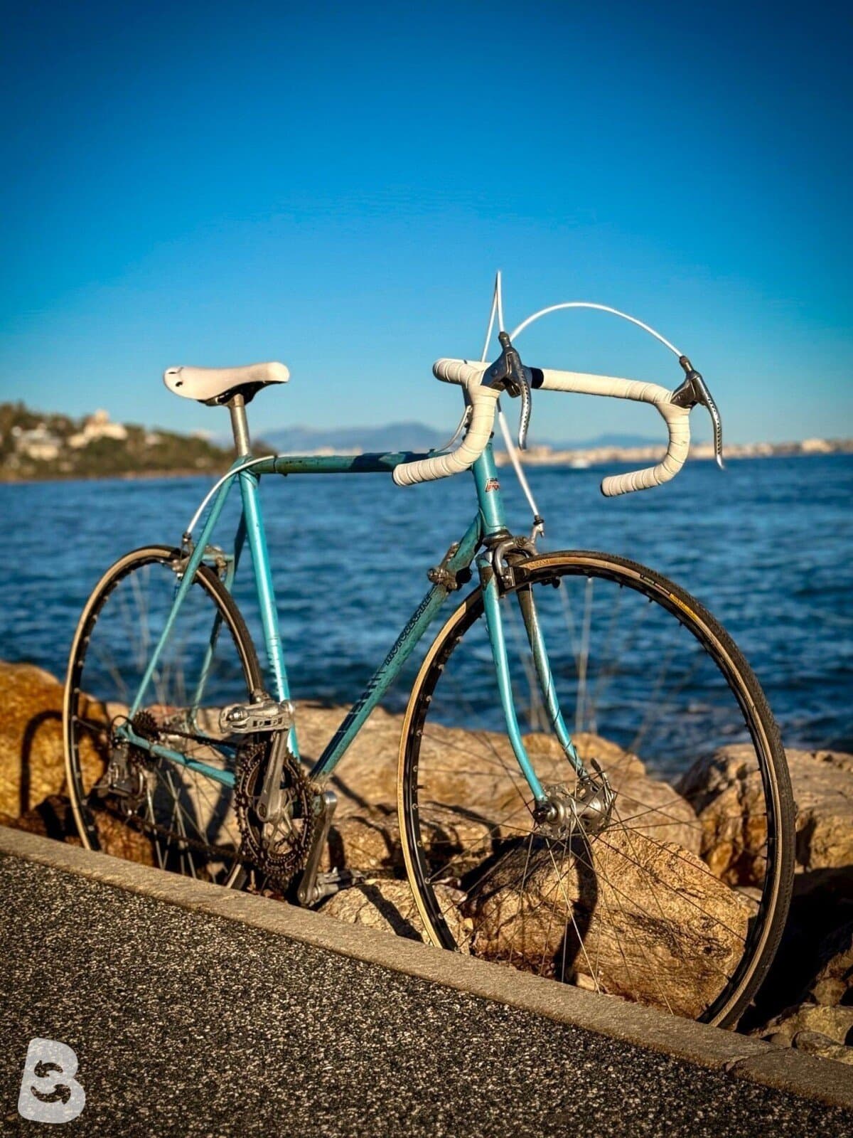 Motobecane Vélo route vintage / Vintage Road Bike – Taille L – Huret – Cadre acier 1980