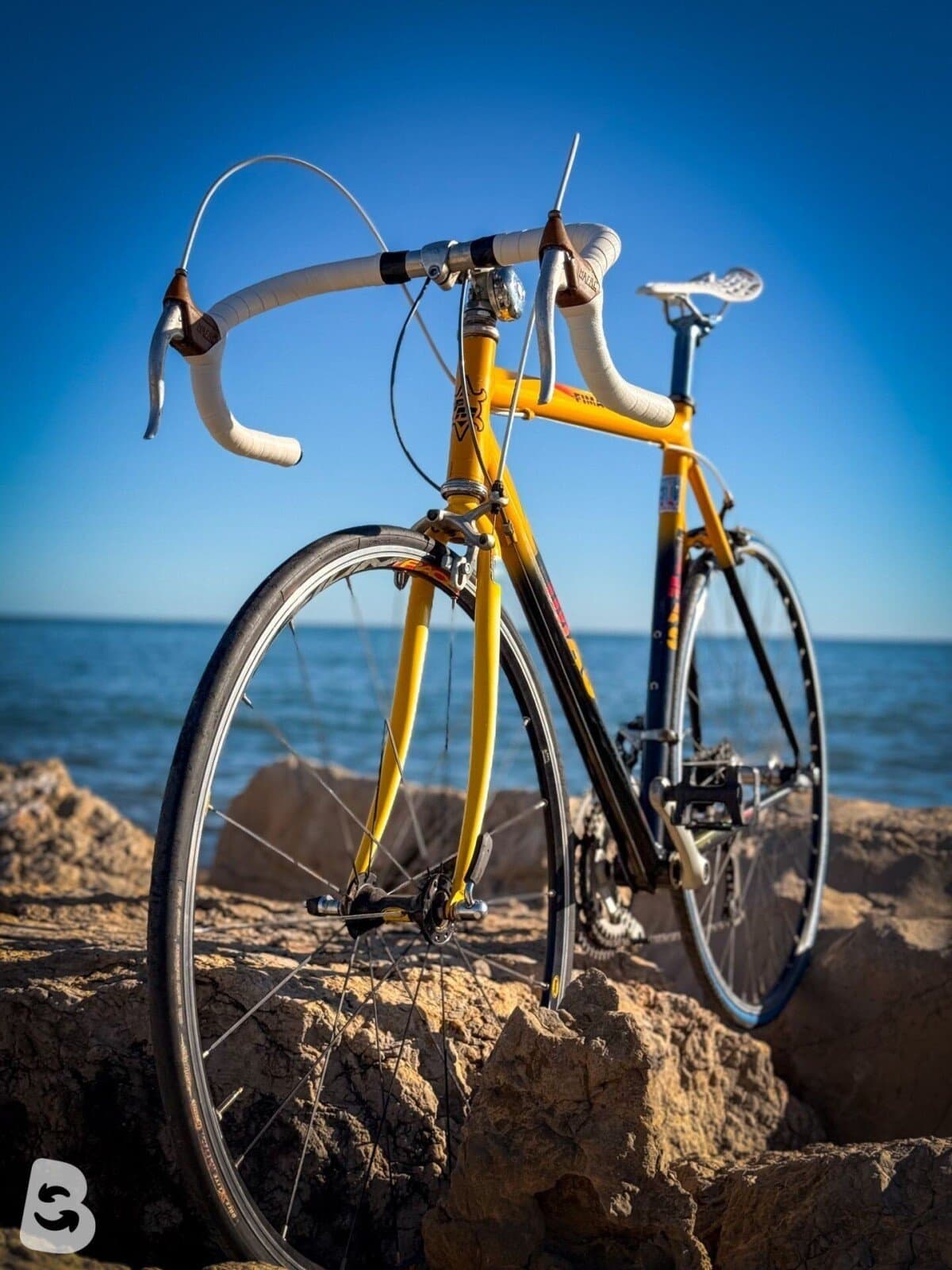 Bianchi Vélo de route / Road Bike – Taille L – Shimano 105 – Cadre aluminium 2000