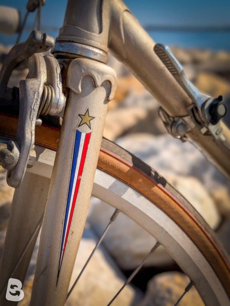 Peugeot Vélo route vintage / Vintage Road Bike – Taille M – Huret – Cadre acier 1980