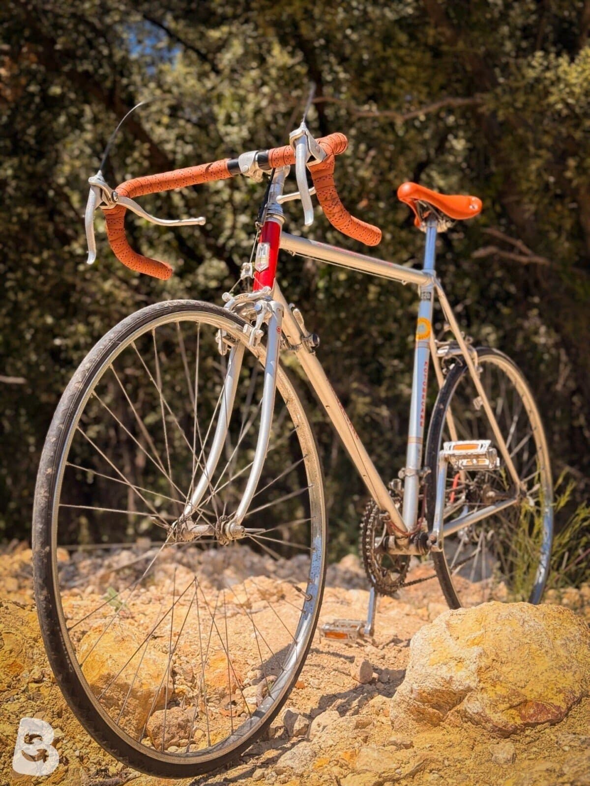 Motobecane Vélo route vintage / Vintage Road Bike – Taille L – Huret – Cadre acier 1980