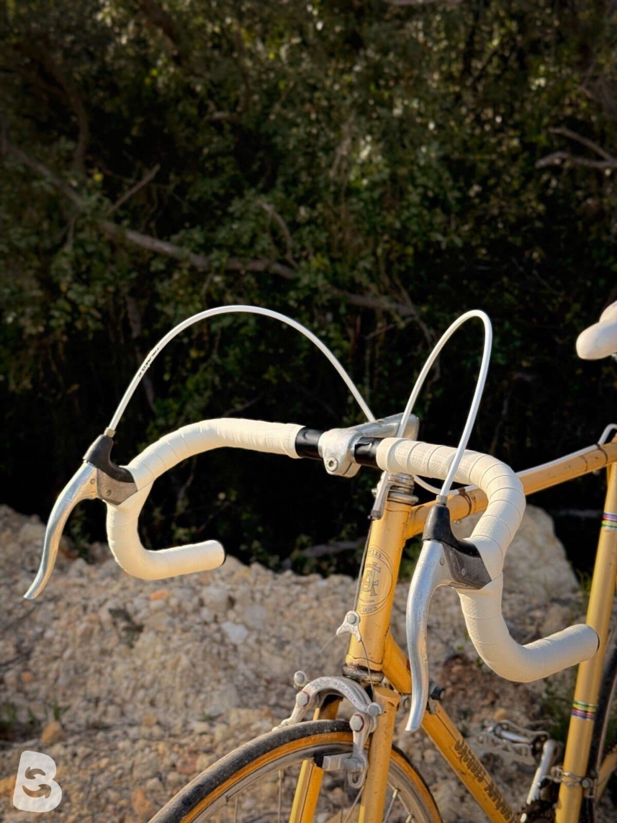 Peugeot Vélo route vintage / Vintage Road Bike – Taille L – Huret – Cadre acier 1980