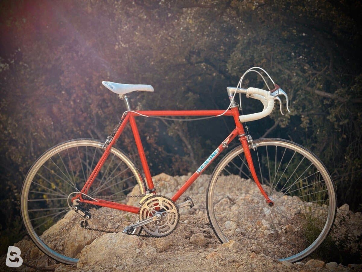 Peugeot Vélo route vintage / Vintage Road Bike – Taille L – Simplex – Cadre acier 1980