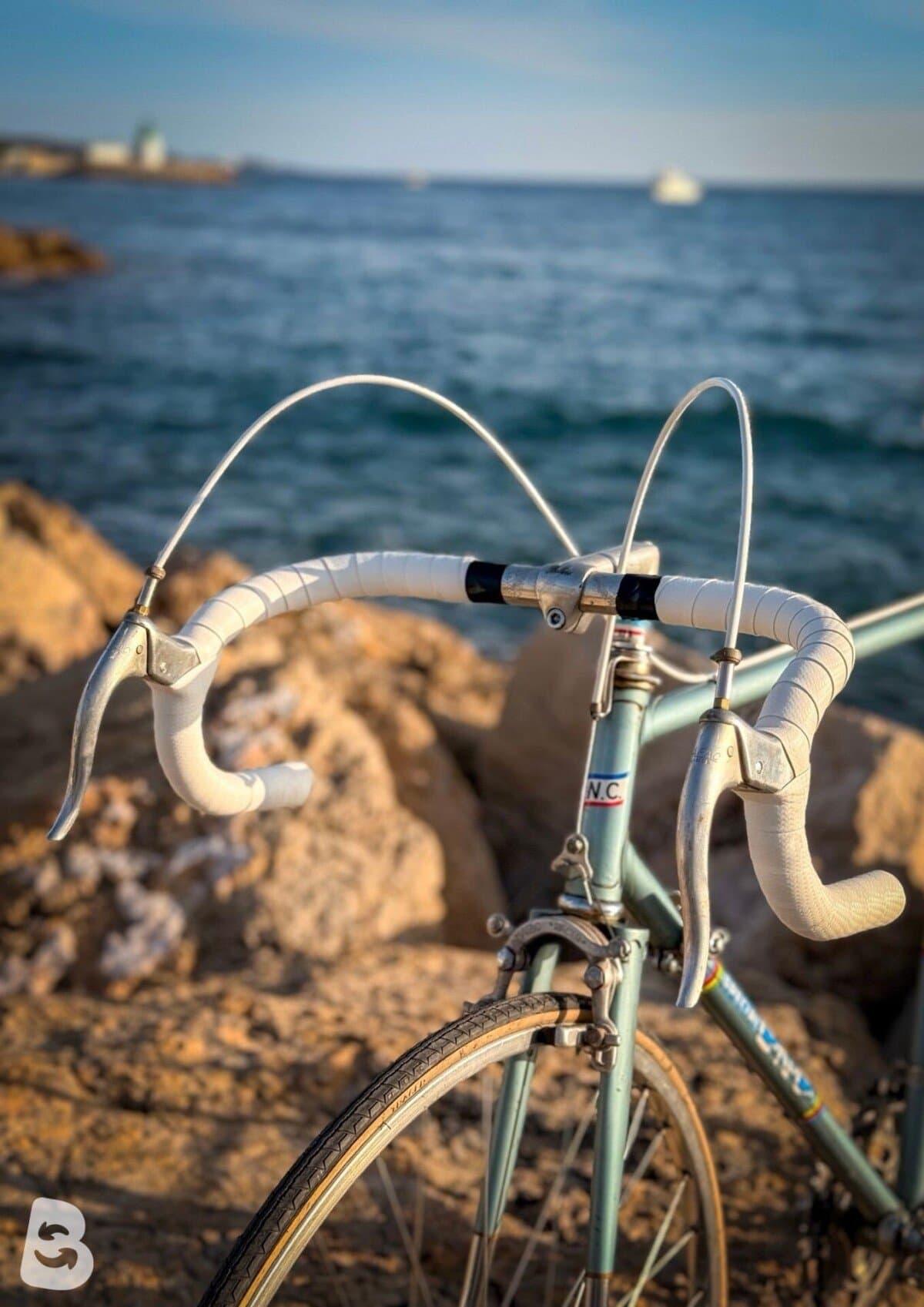 Peugeot Vélo route vintage / Vintage Road Bike – Taille L – Huret – Cadre acier 1980