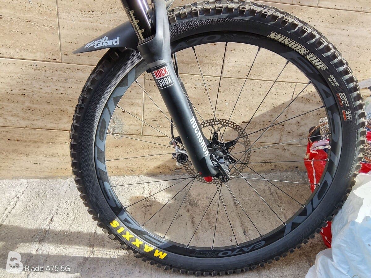 GT Force Carbon Expert 2013
