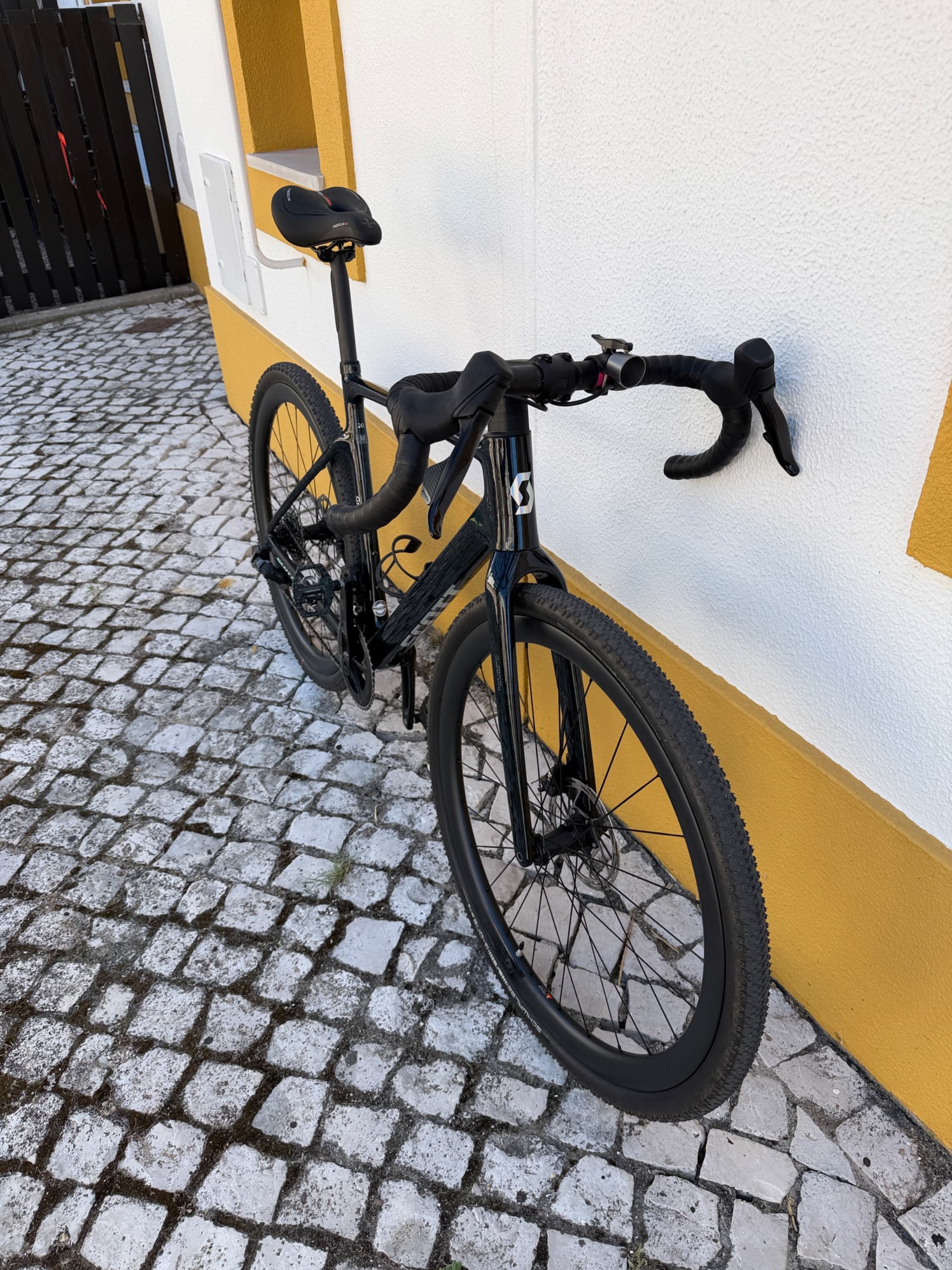 Scott Addict Gravel 20 disc 2025