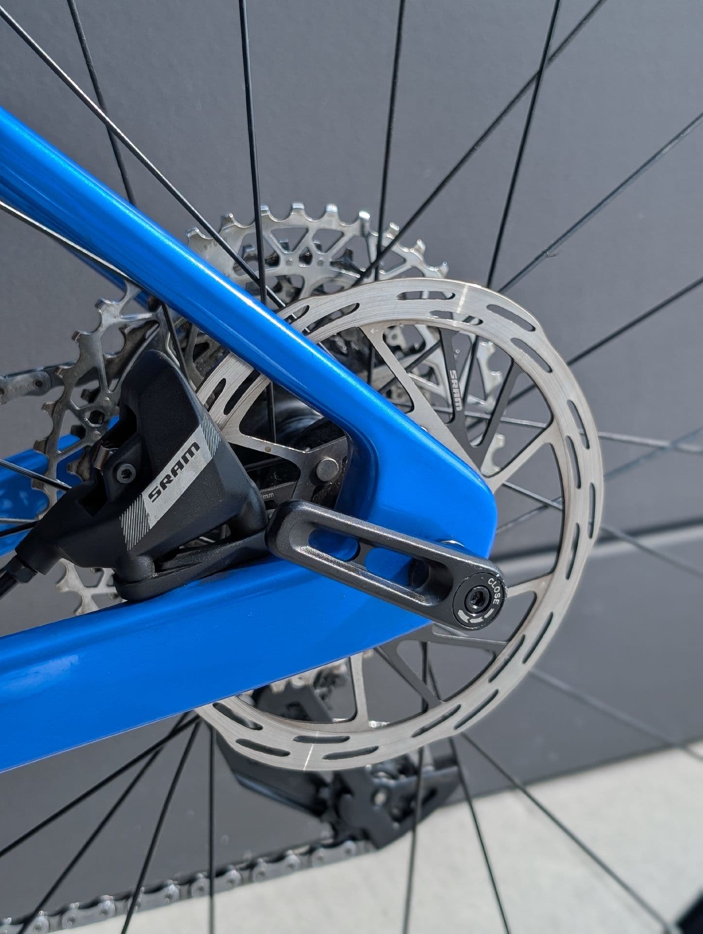 Van Rysel Road Bike NCR CF Apex AXS 2023
