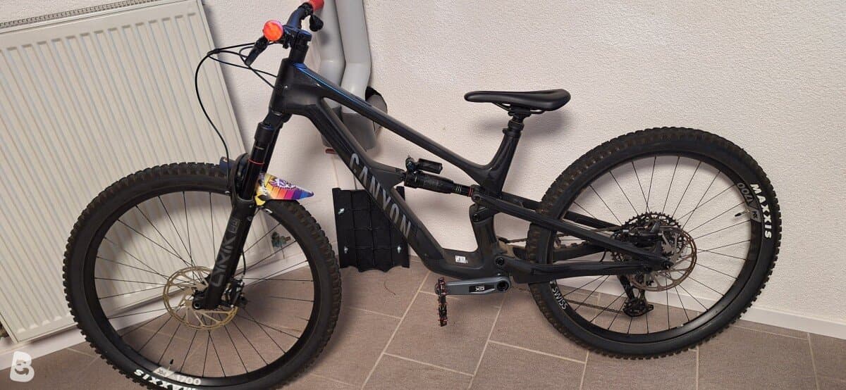 Canyon Spectral CF8 2025