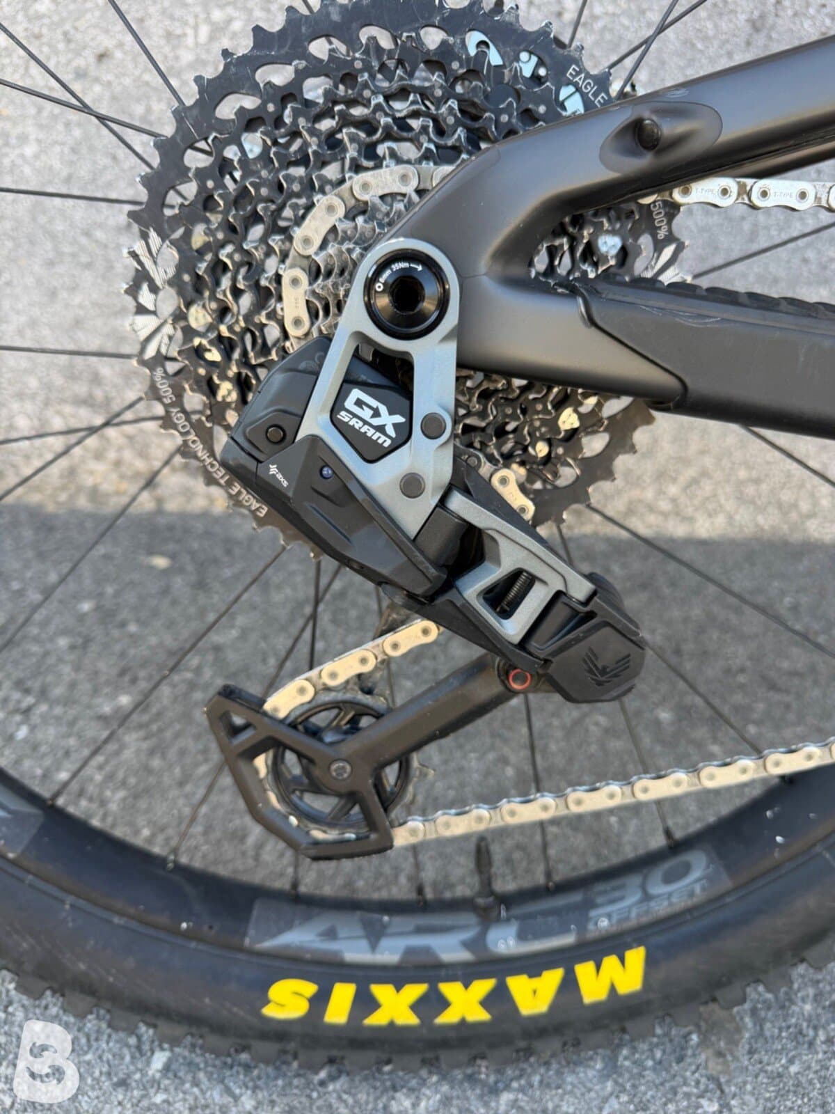 Santa Cruz NOMAD GX AXS / Carbon C 2023