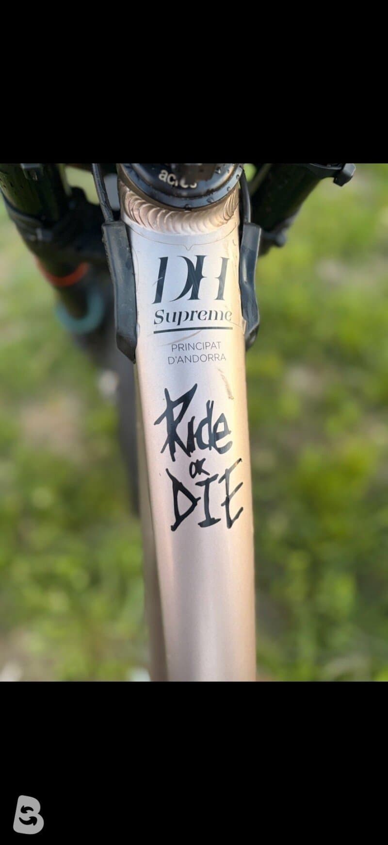 Commencal SUPREME DH V4 SIGNATURE 2022