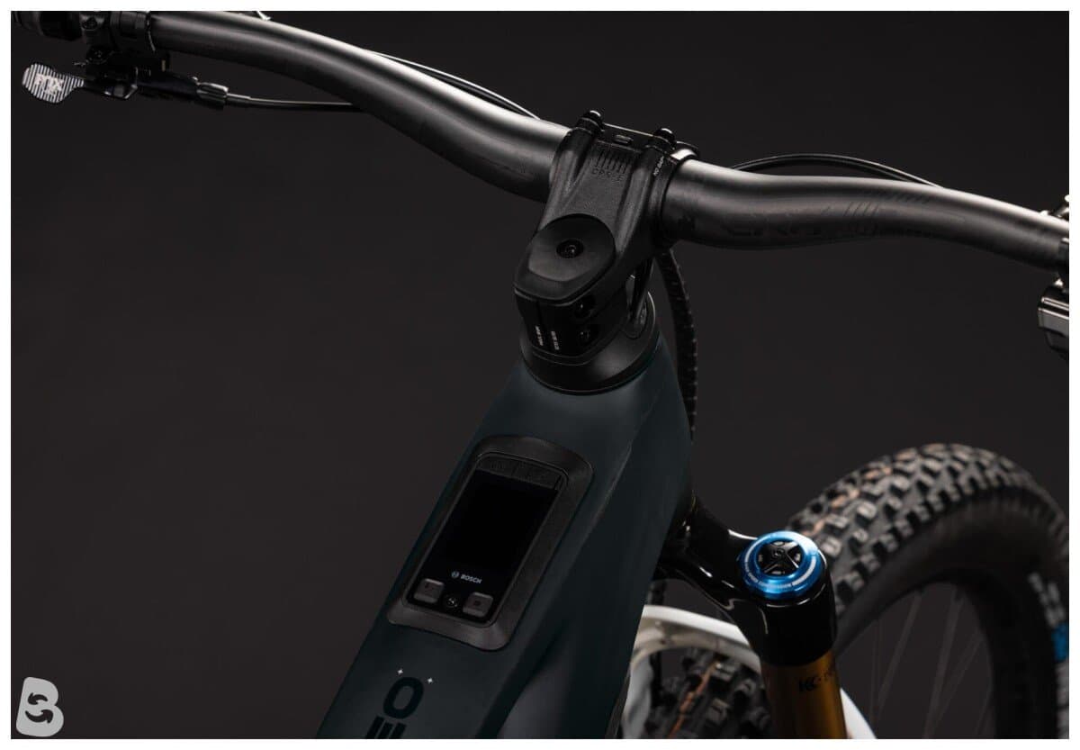 Cube Stereo Hybrid ONE44 HPC AT 800 carbon´n´white 2027