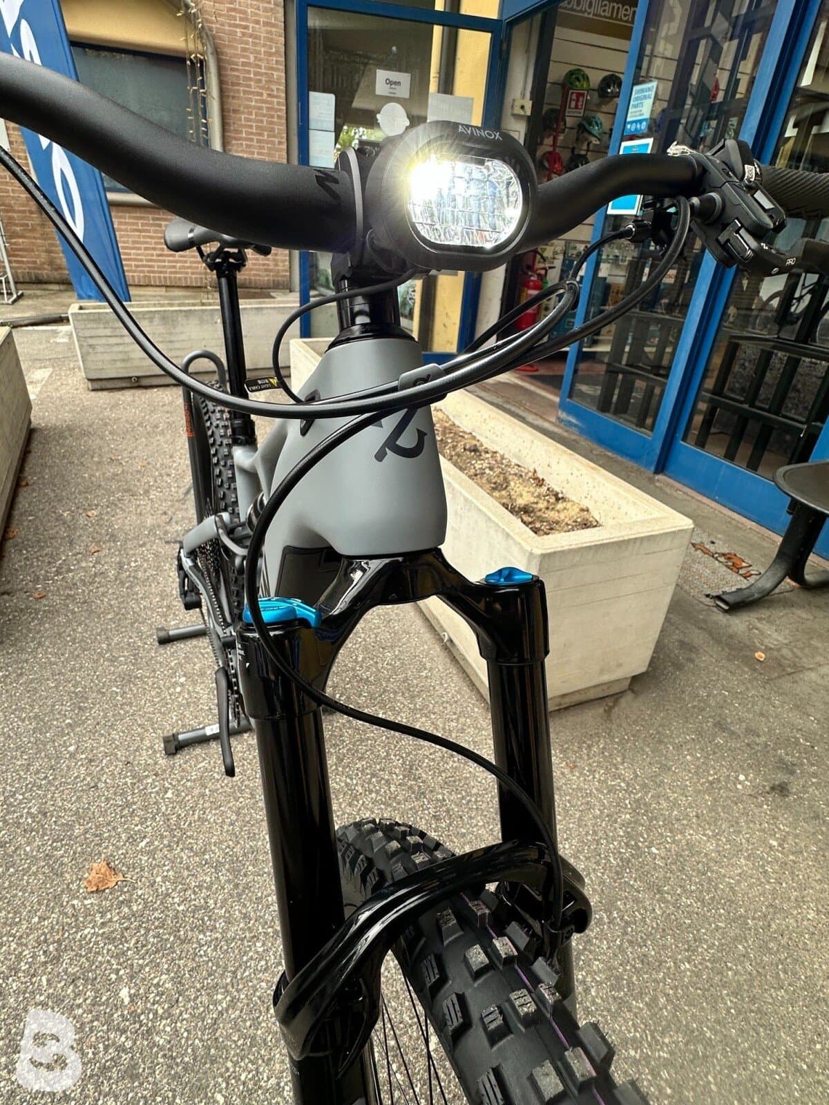 AMFLOW PR CARBON PRO 800wh 2027 2027