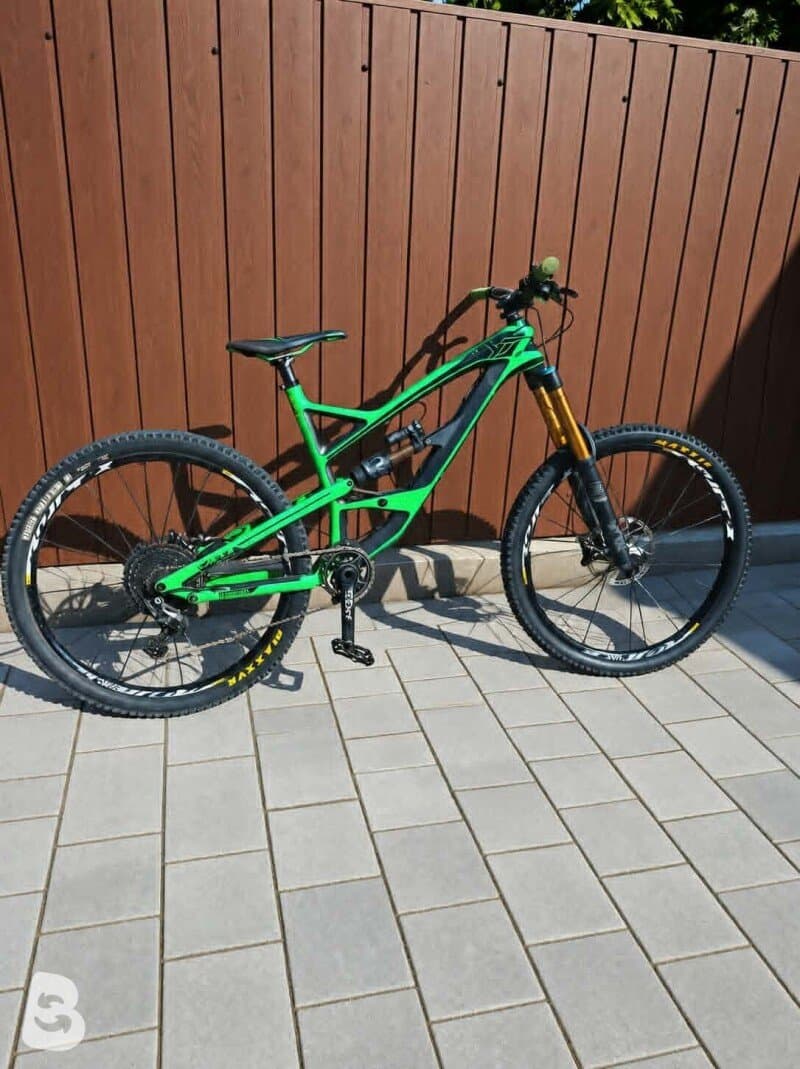 YT Industries YT CAPRA CF PRO 2017
