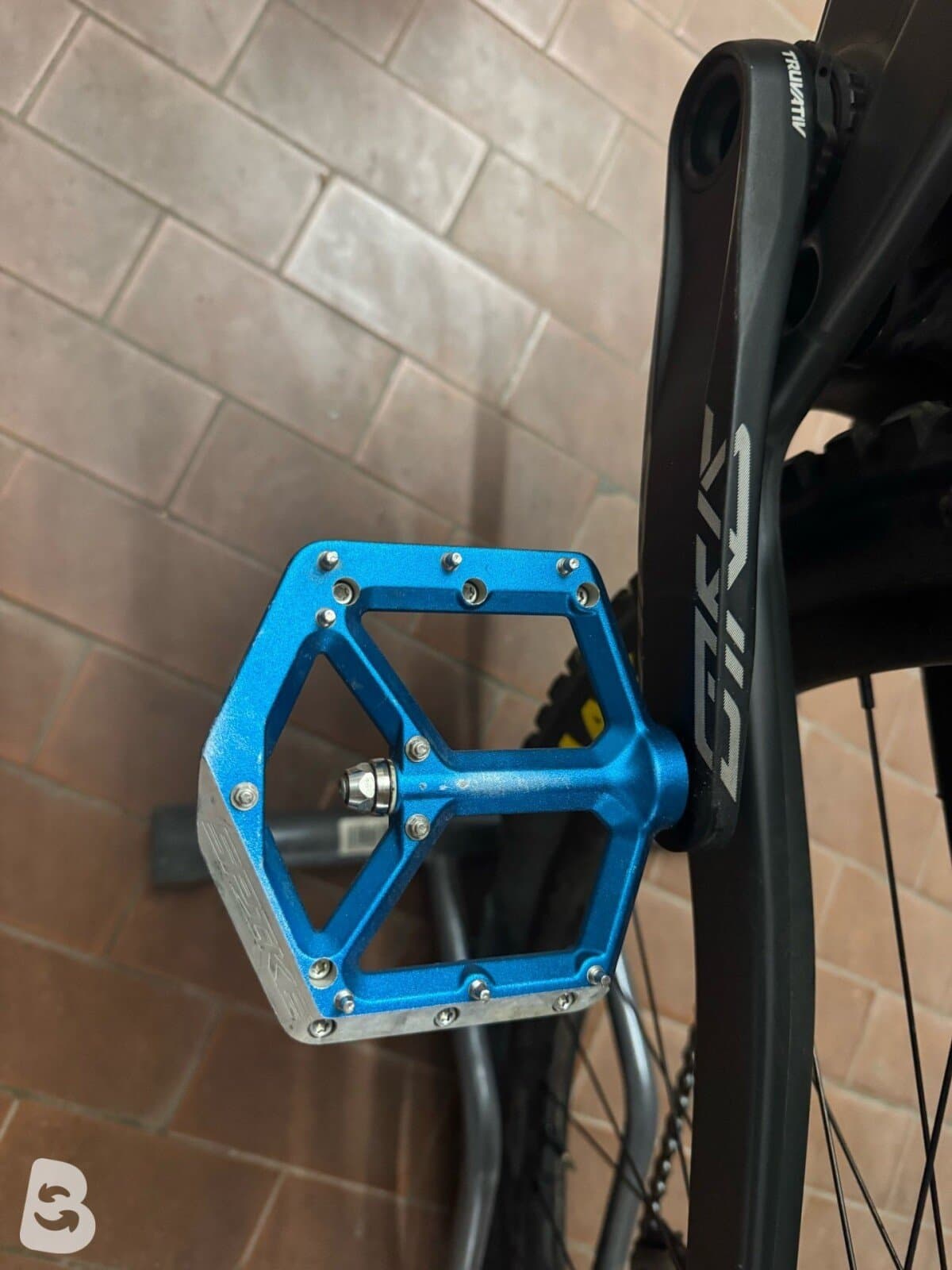 Santa Cruz MEGATOWER R / Carbon C 2023
