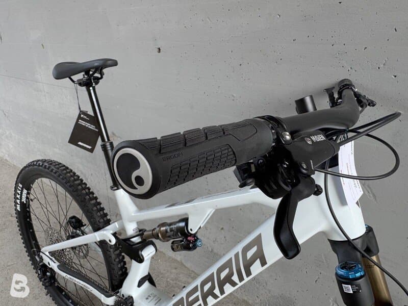 Berria Nexxen Avinox M2S XT Kashima 2026