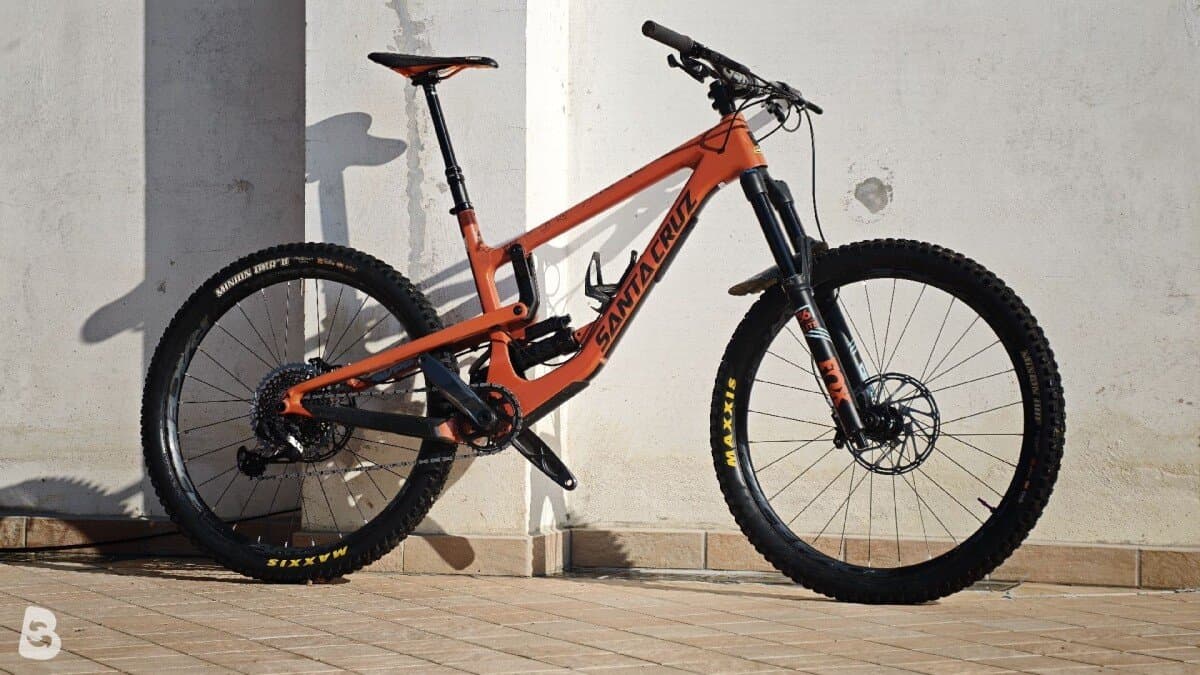 Santa Cruz Nomad Carbon CC X01 2020