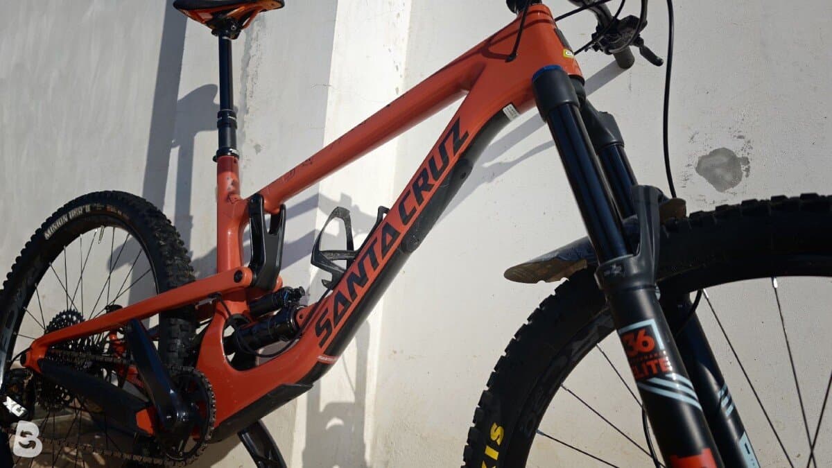 Santa Cruz Nomad Carbon CC X01 2020