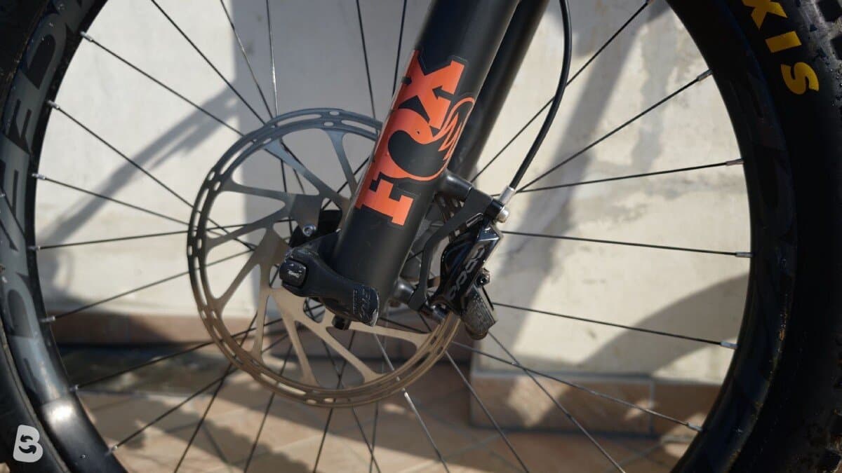 Santa Cruz Nomad Carbon CC X01 2020