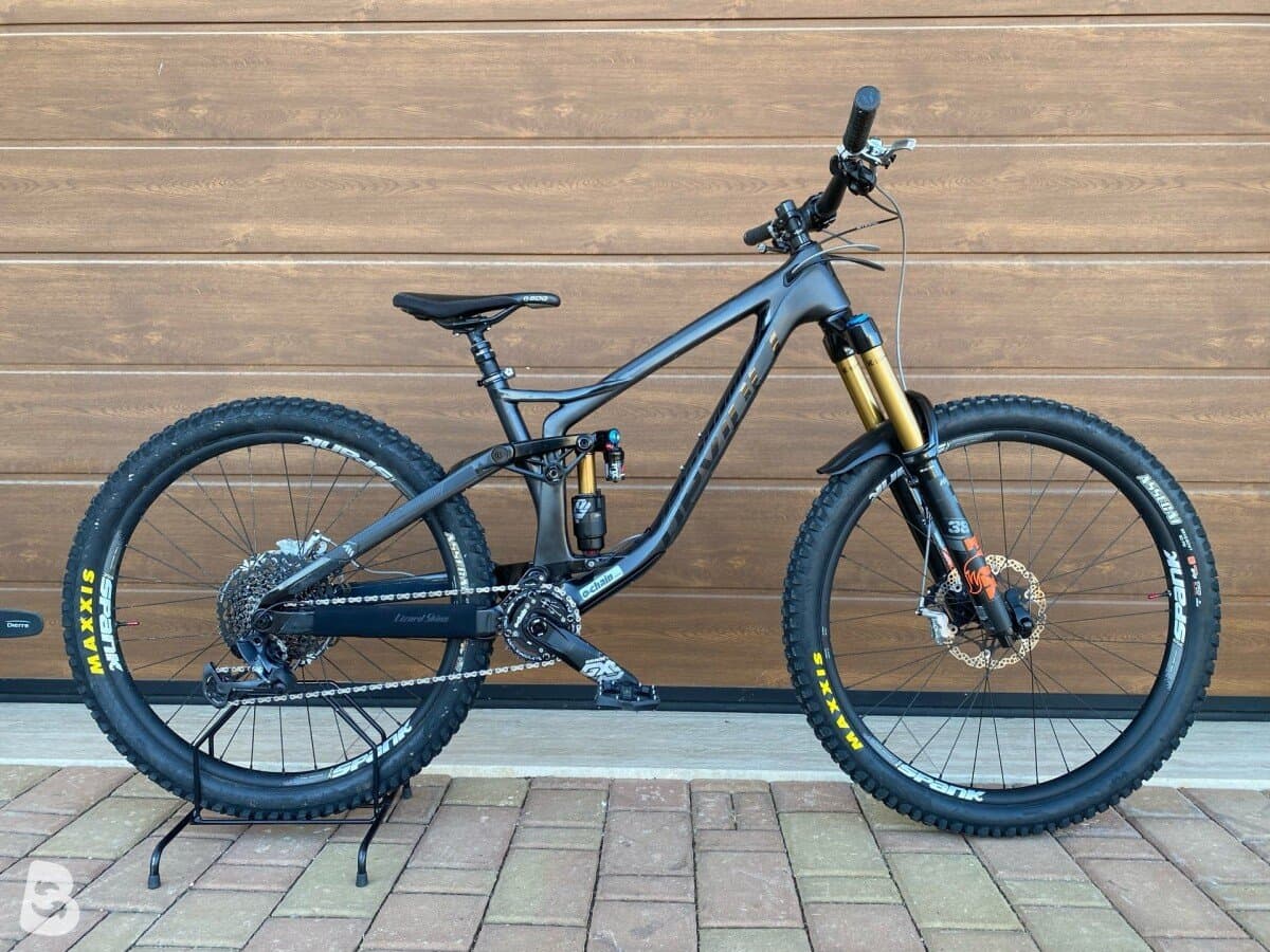Devinci Spartan Carbon 2021