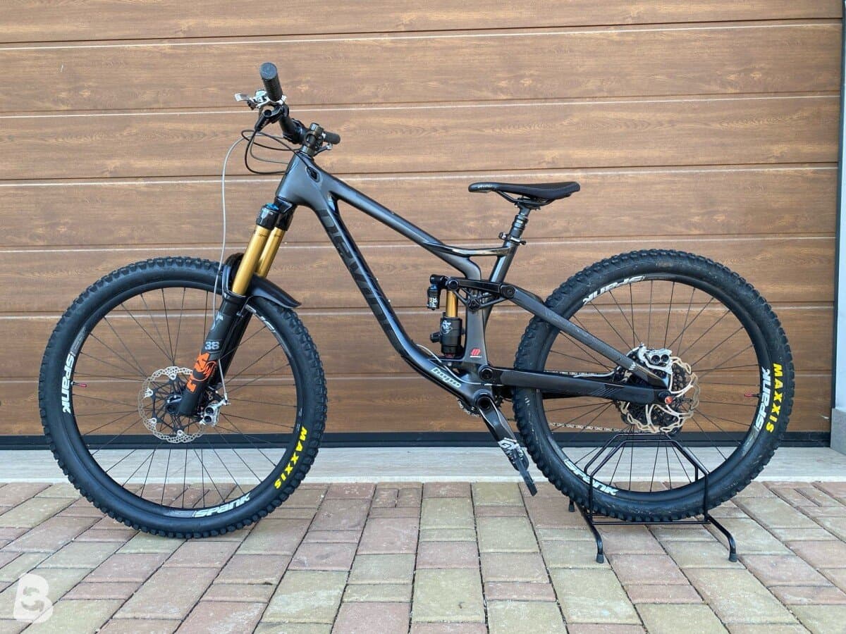 Devinci Spartan Carbon 2021