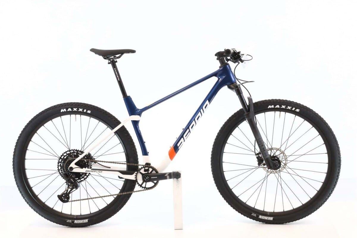 Berria BRAVO 6 2022