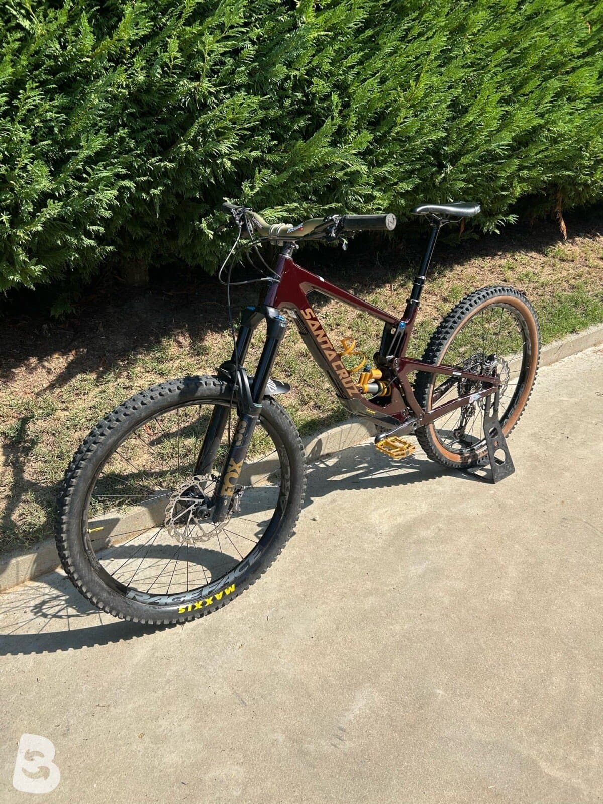 Santa Cruz NOMAD XT / Coil / Carbon C / 27.5 2022
