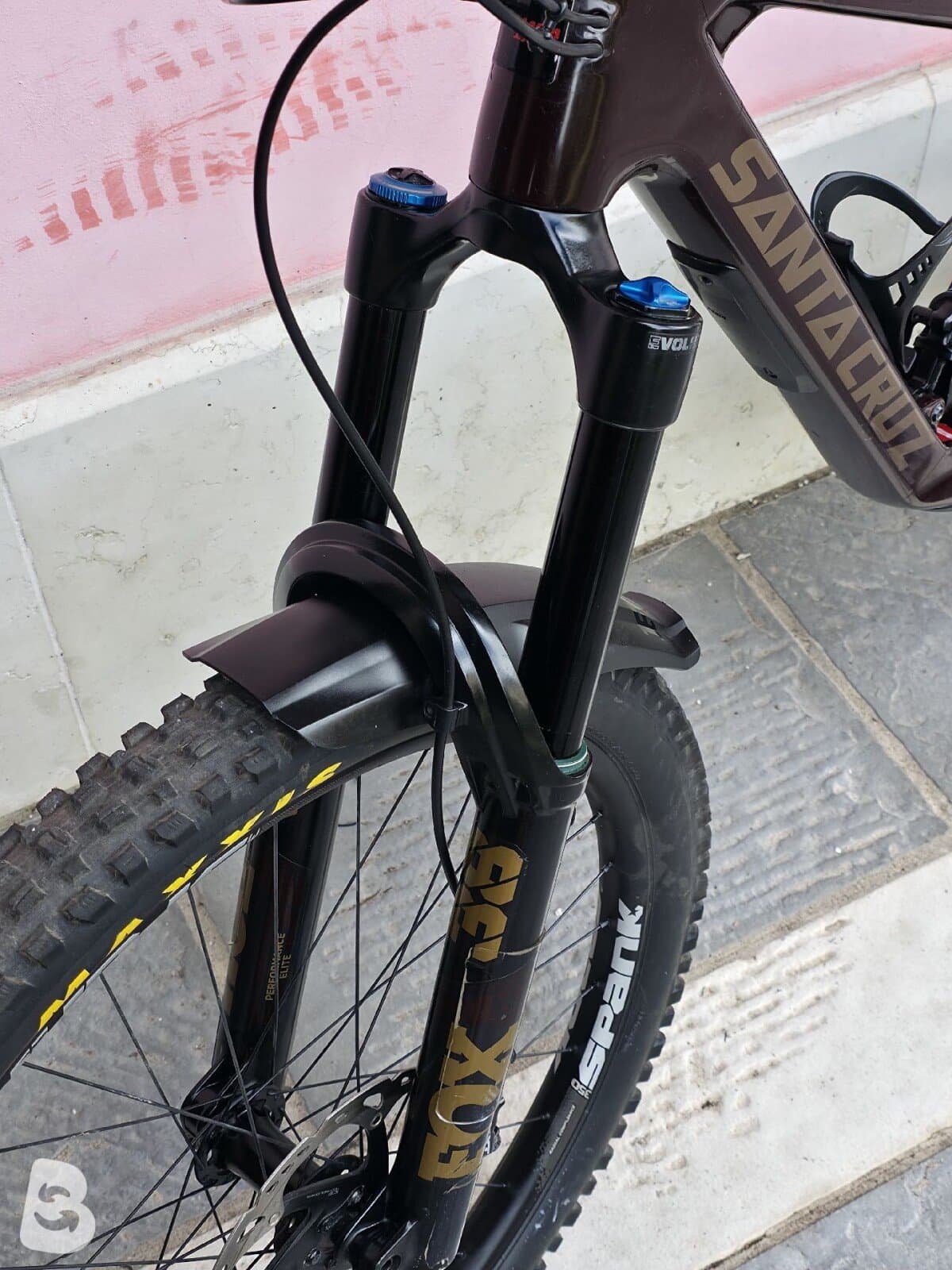 Santa Cruz NOMAD XT / Coil / Carbon C / 27.5 2022