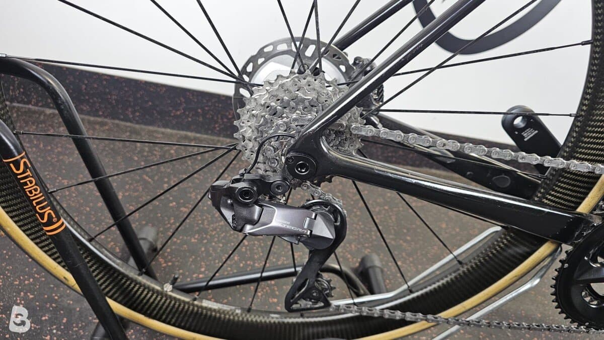 Giant tcr advanced 0 disc ultegra di2 + carbon wheels Mavic 2023