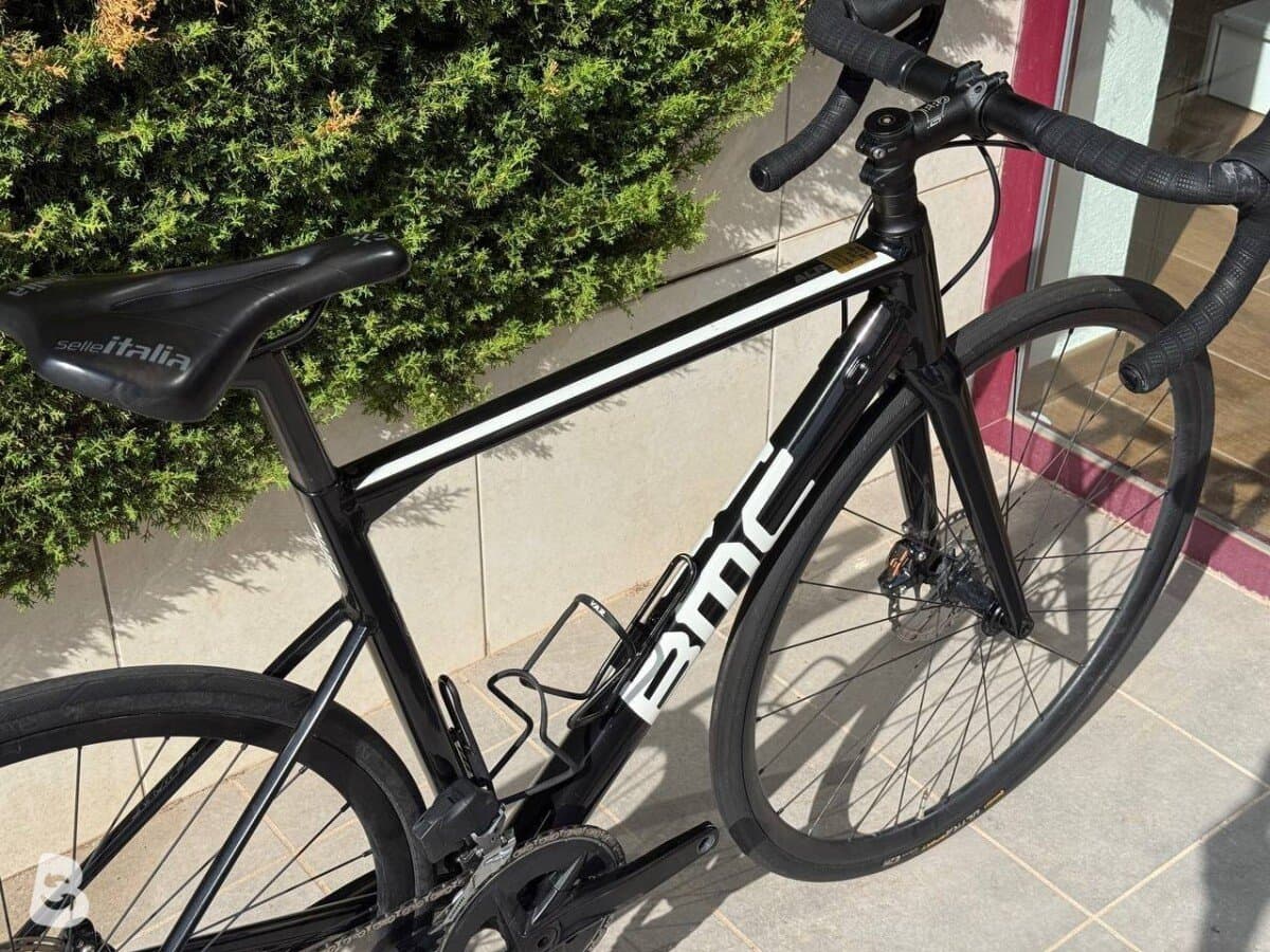 BMC Teammachine ALR Rival eTap 2022