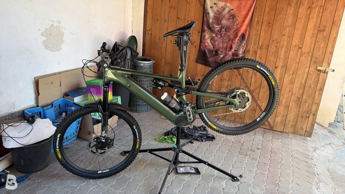 Specialized turbo levo expert 2025