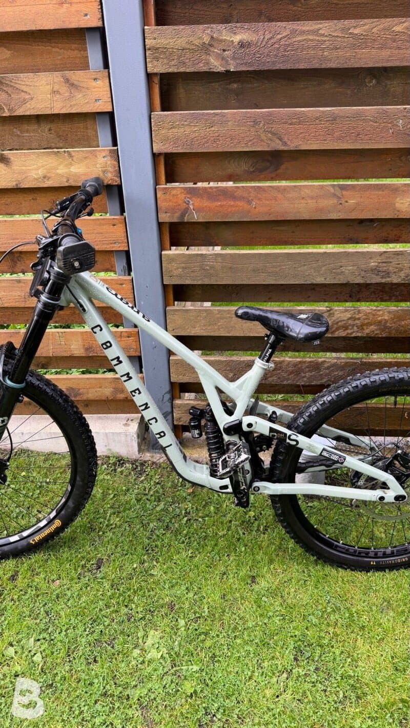 Commencal Commencal Supreme Dh V5 2024