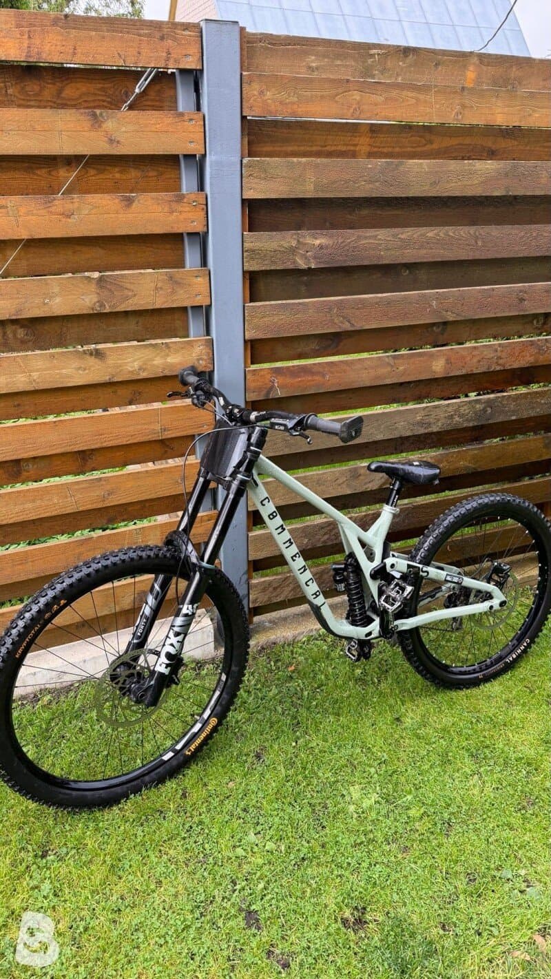 Commencal Commencal Supreme Dh V5 2024