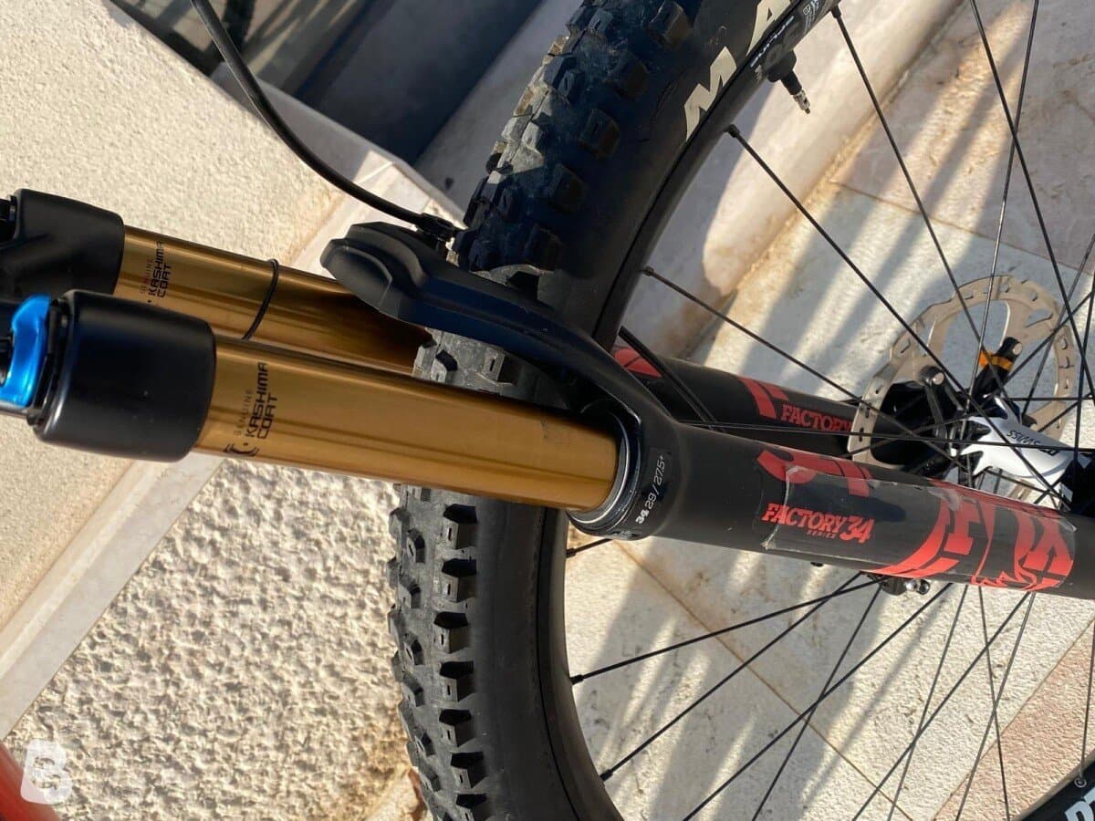 Pivot Trail 429 2024 GX Kashima 2024