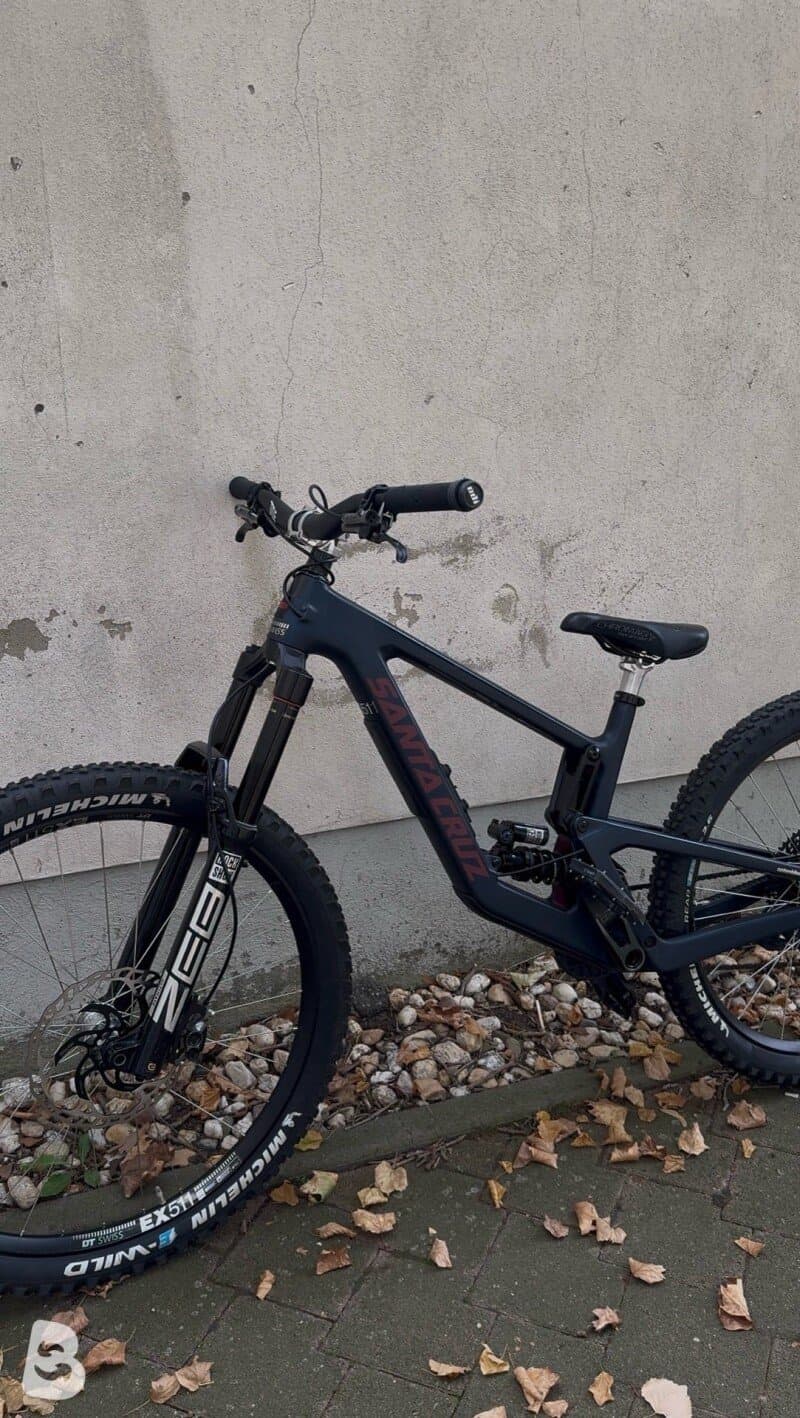Santa Cruz (Neuer Acc) Nomad 6cc High End