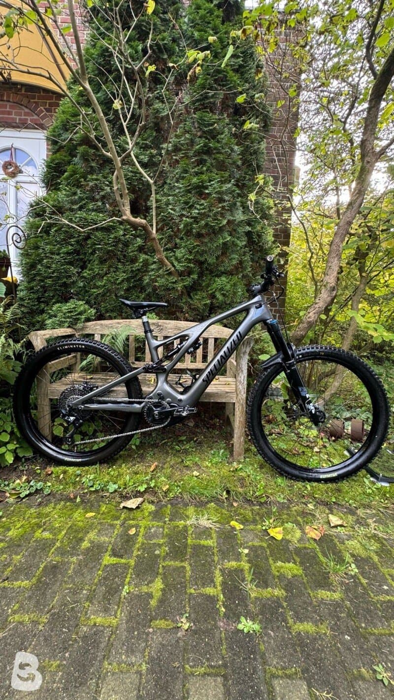 Specialized Turbo Levo 2023
