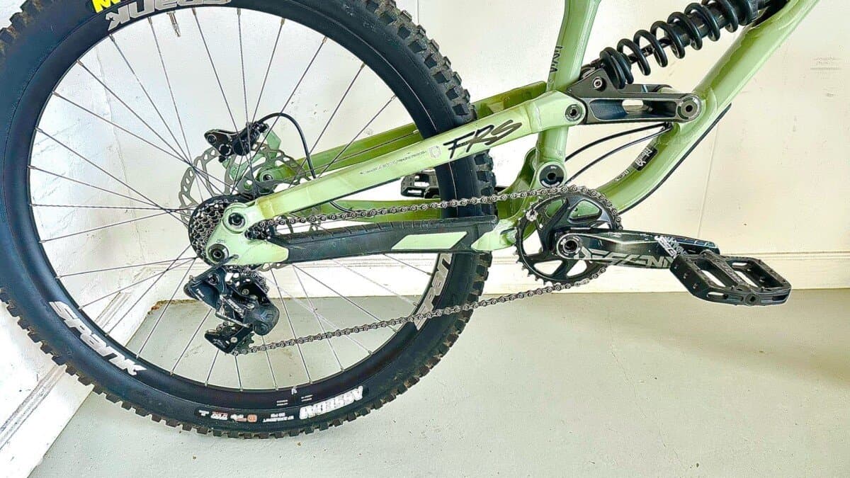 Commencal Furious 2022